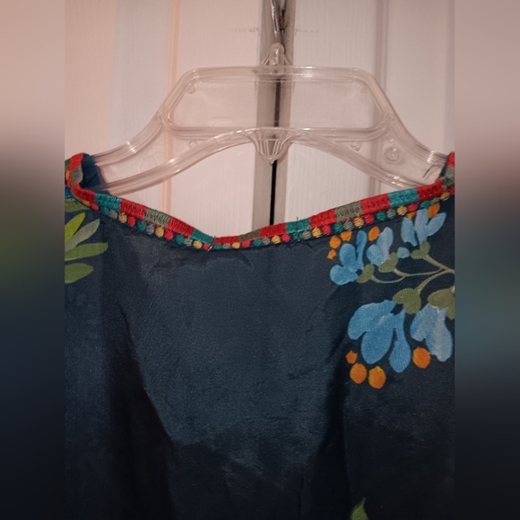 Johnny Was Silk Magdalene Poncho. Size S. NWT!! - Picture 10 of 11